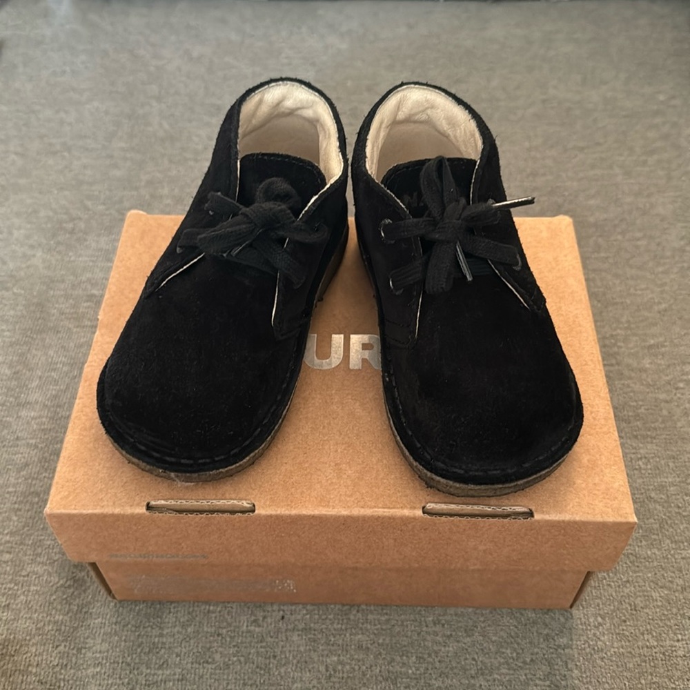 Naturino Milky Black Suede Toddler Lace up Booties. US Size 6 or EU Size 22.